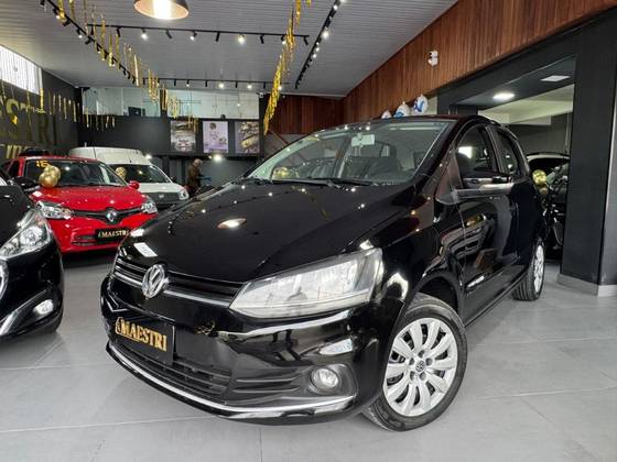 VOLKSWAGEN FOX 1.0 MPI COMFORTLINE 12V FLEX 4P MANUAL VOLKSWAGEN FOX 1.0 MPI COMFORTLINE 12V FLEX 4P MANUAL